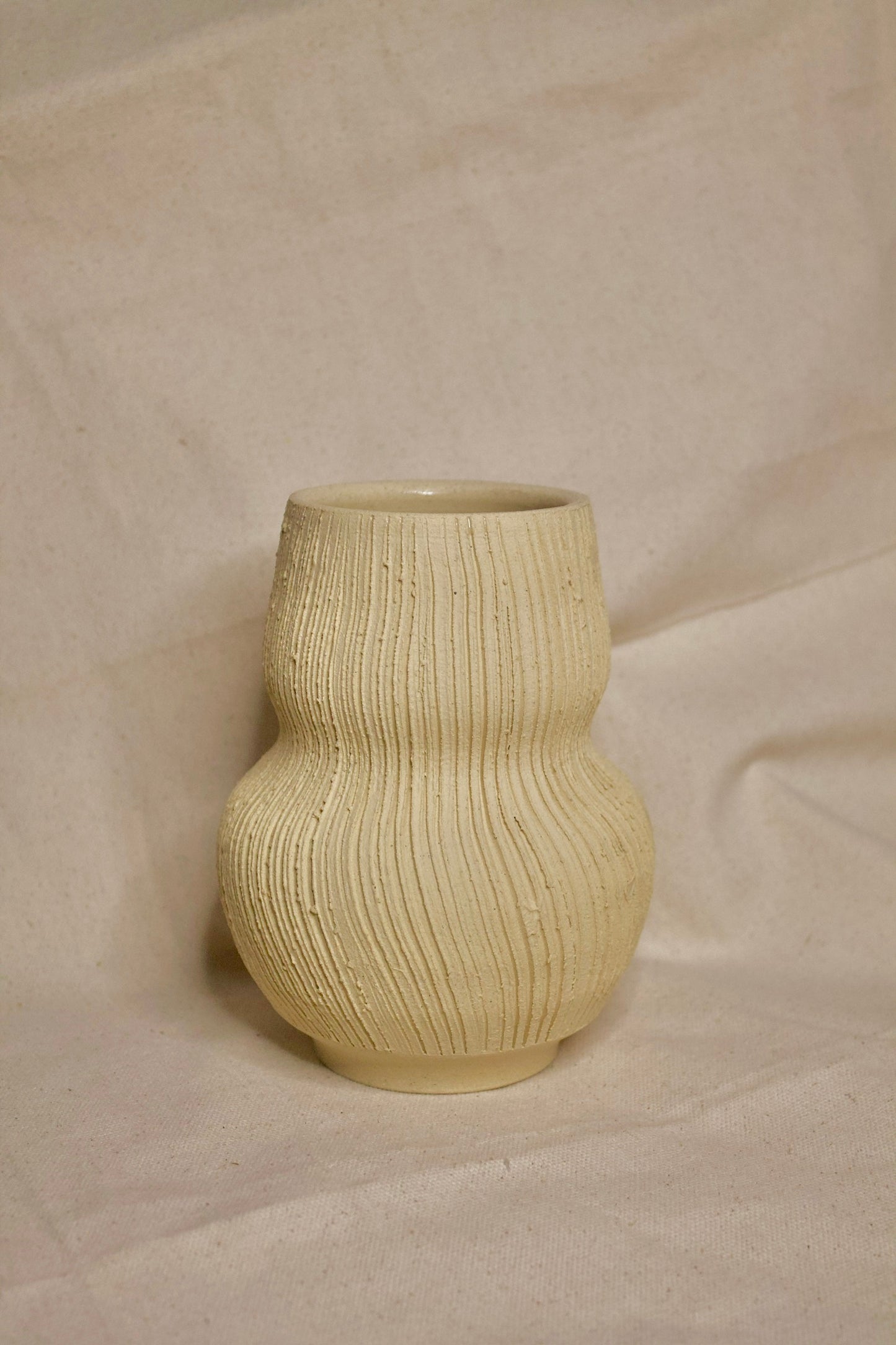 04. love your lines vase