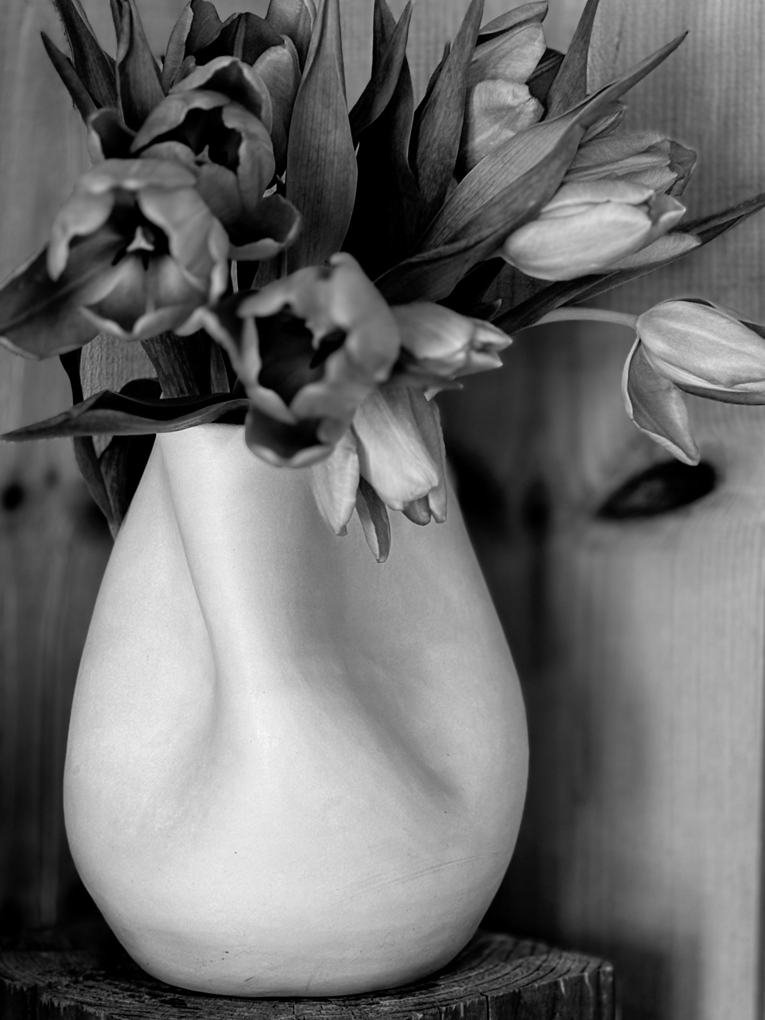 The Hug Vase - A Ceramic Experience & Keepsake