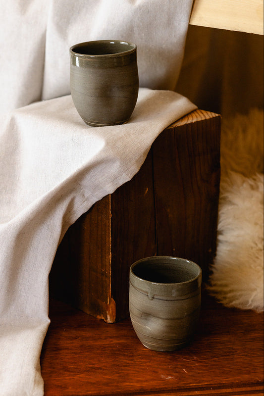 27 . pinch tumbler set