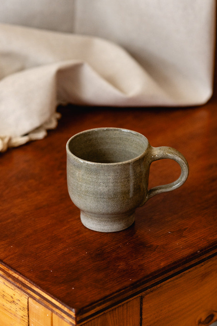 16 . mug